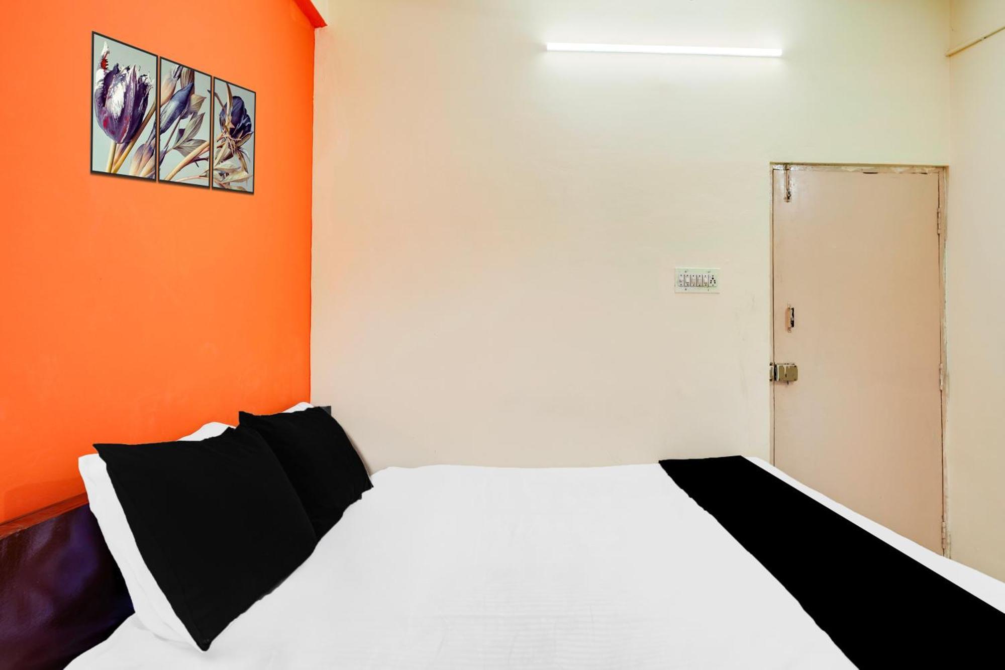 Super Townhouse Marathahalli Near Klm Fashion Mall Bangalore Exteriör bild
