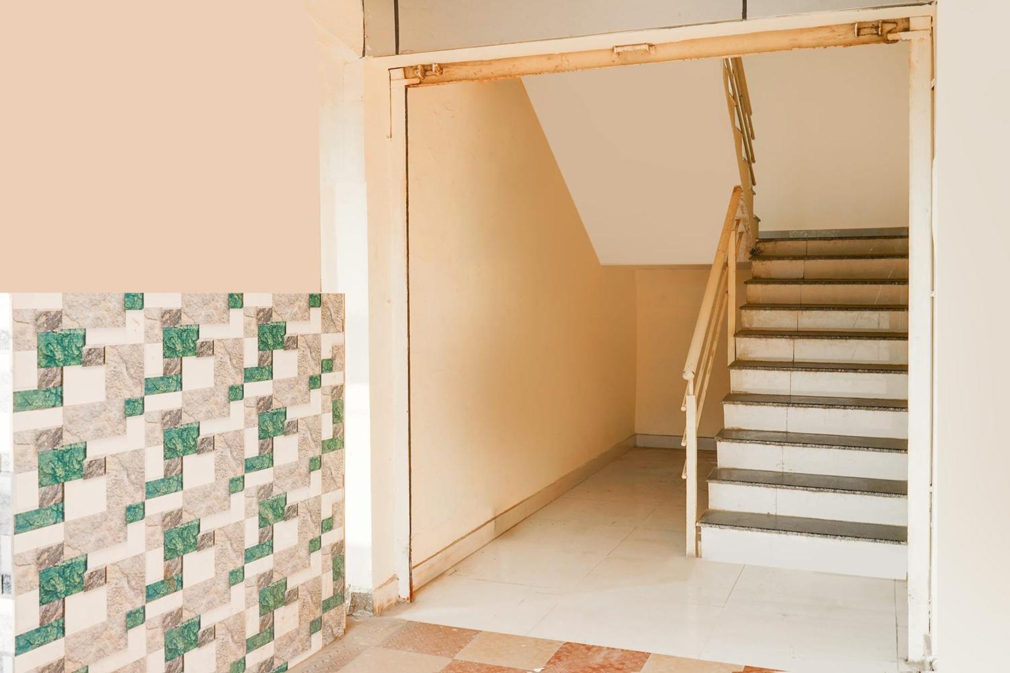 Super Townhouse Marathahalli Near Klm Fashion Mall Bangalore Exteriör bild