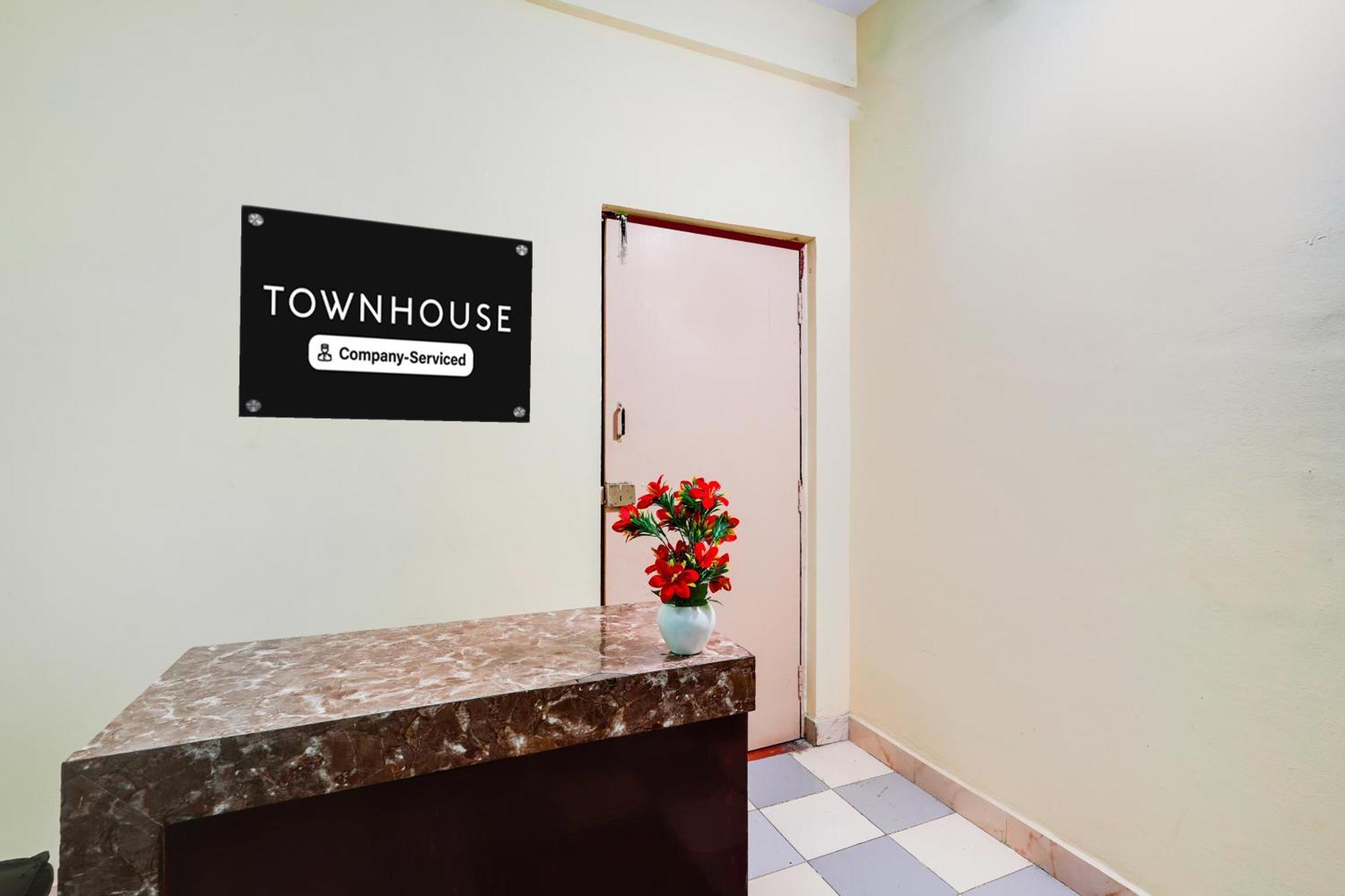 Super Townhouse Marathahalli Near Klm Fashion Mall Bangalore Exteriör bild